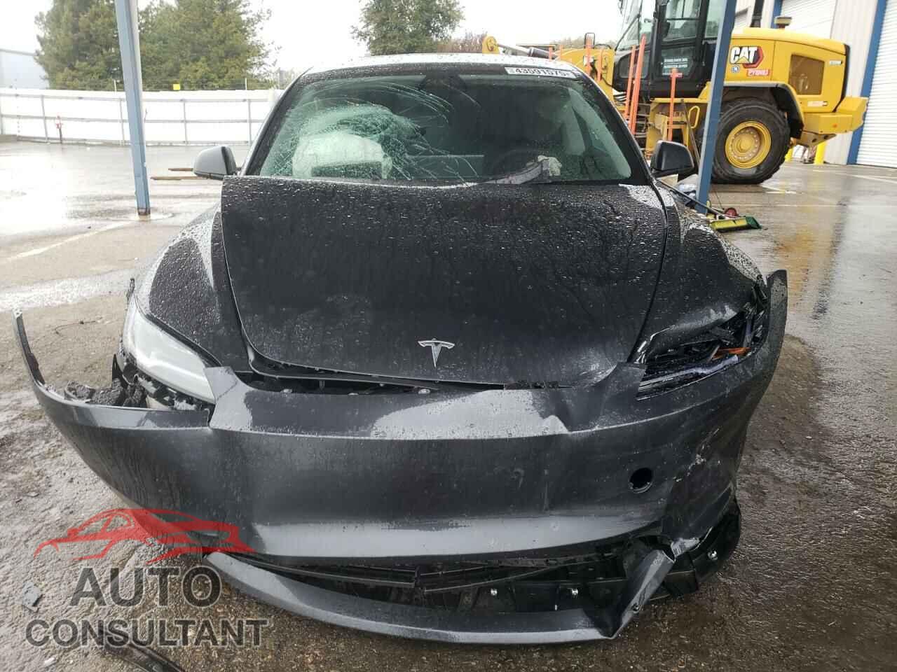 TESLA MODEL 3 2024 - 5YJ3E1EB9RF735475