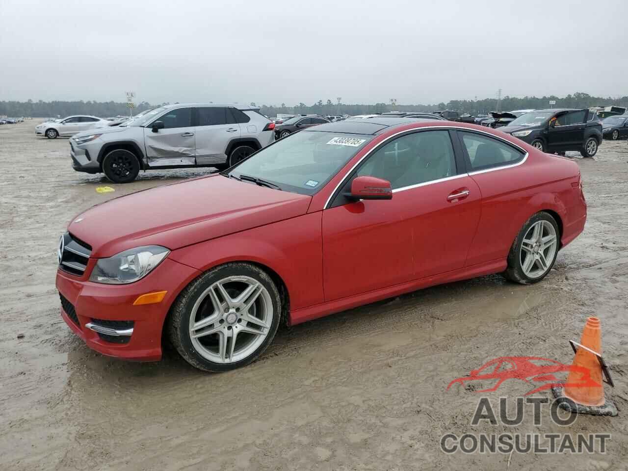 MERCEDES-BENZ C-CLASS 2014 - WDDGJ4HB0EG177192