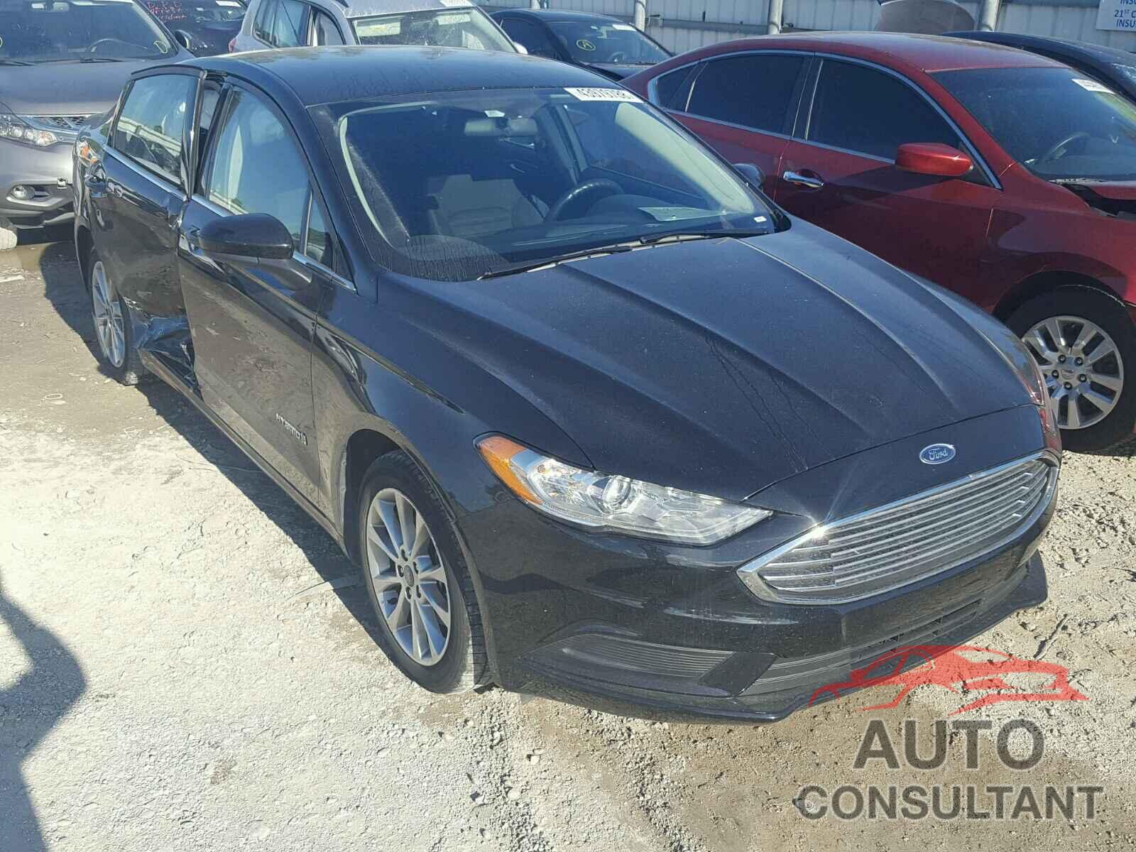 FORD FUSION 2017 - 3FA6P0LU9HR358509