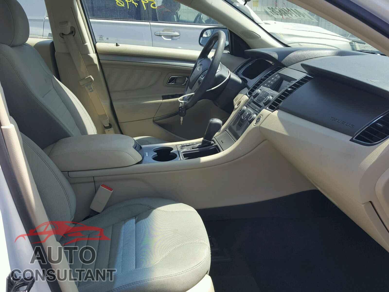 FORD TAURUS 2015 - 1FAHP2D86FG115086