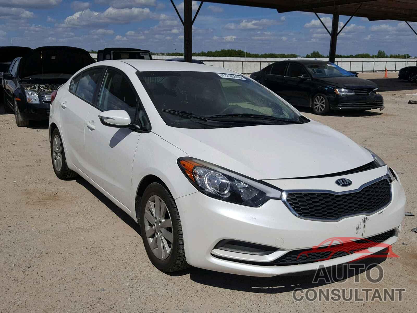 KIA FORTE 2016 - KNAFX4A6XG5439300