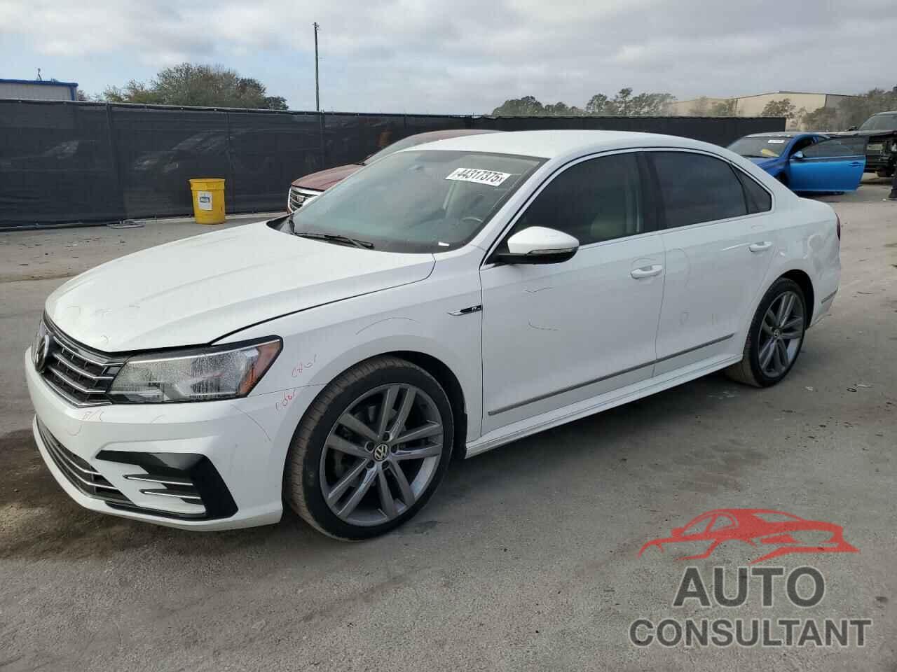 VOLKSWAGEN PASSAT 2017 - 1VWDT7A38HC038223