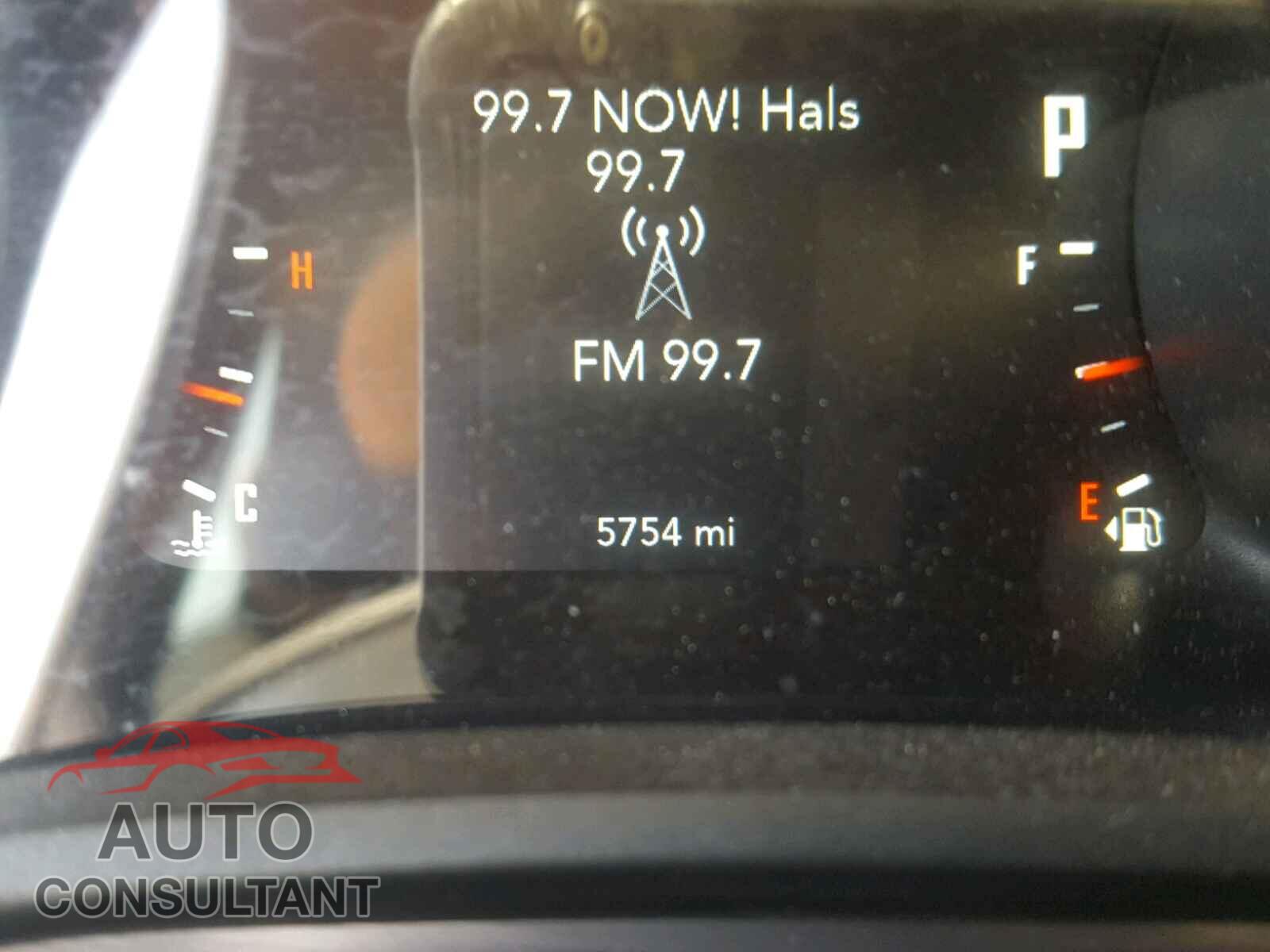 DODGE CHALLENGER 2018 - 2C3CDZAG8JH161960