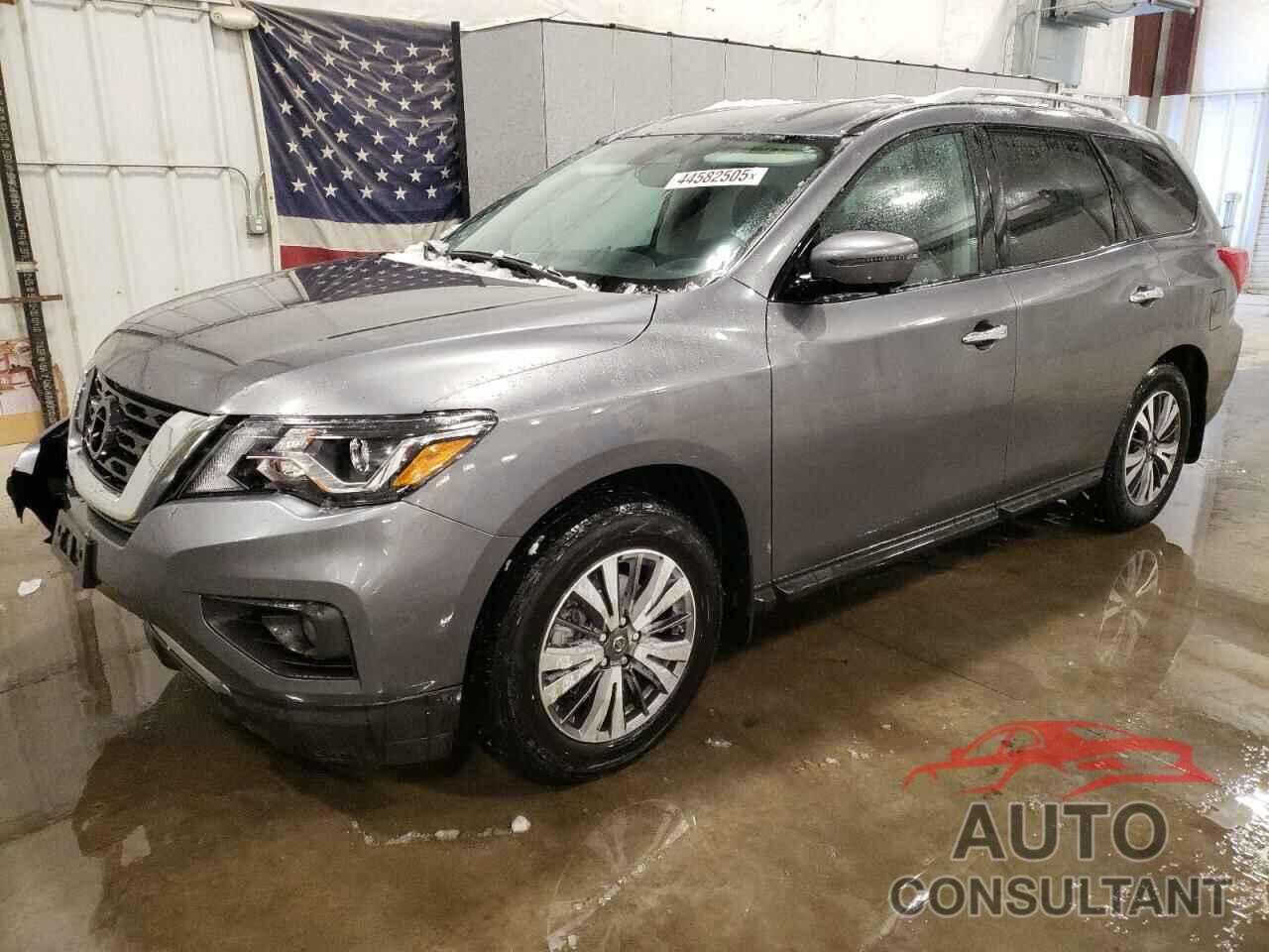 NISSAN PATHFINDER 2017 - 5N1DR2MM1HC606400