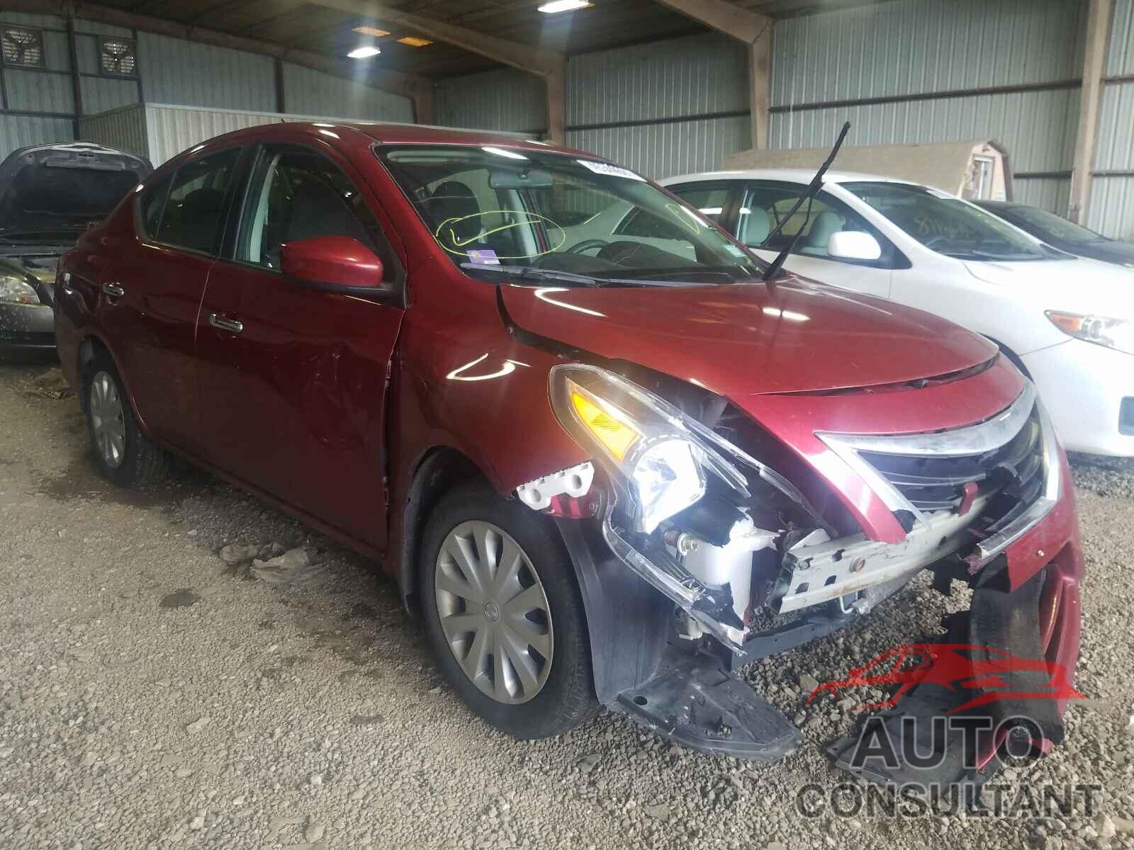 NISSAN VERSA 2017 - 3N1CN7AP3HL845719