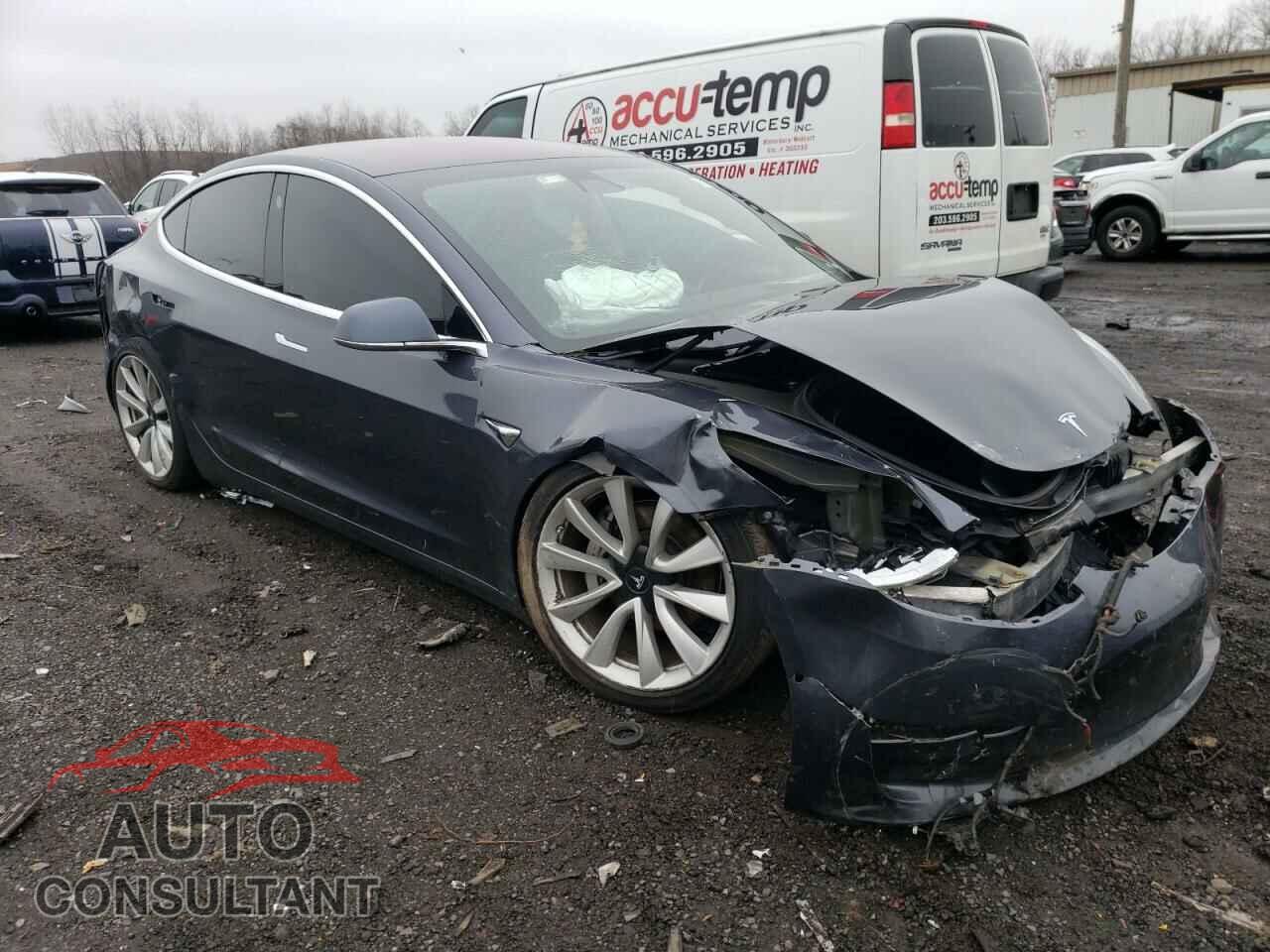 TESLA MODEL 3 2018 - 5YJ3E1EB7JF087364