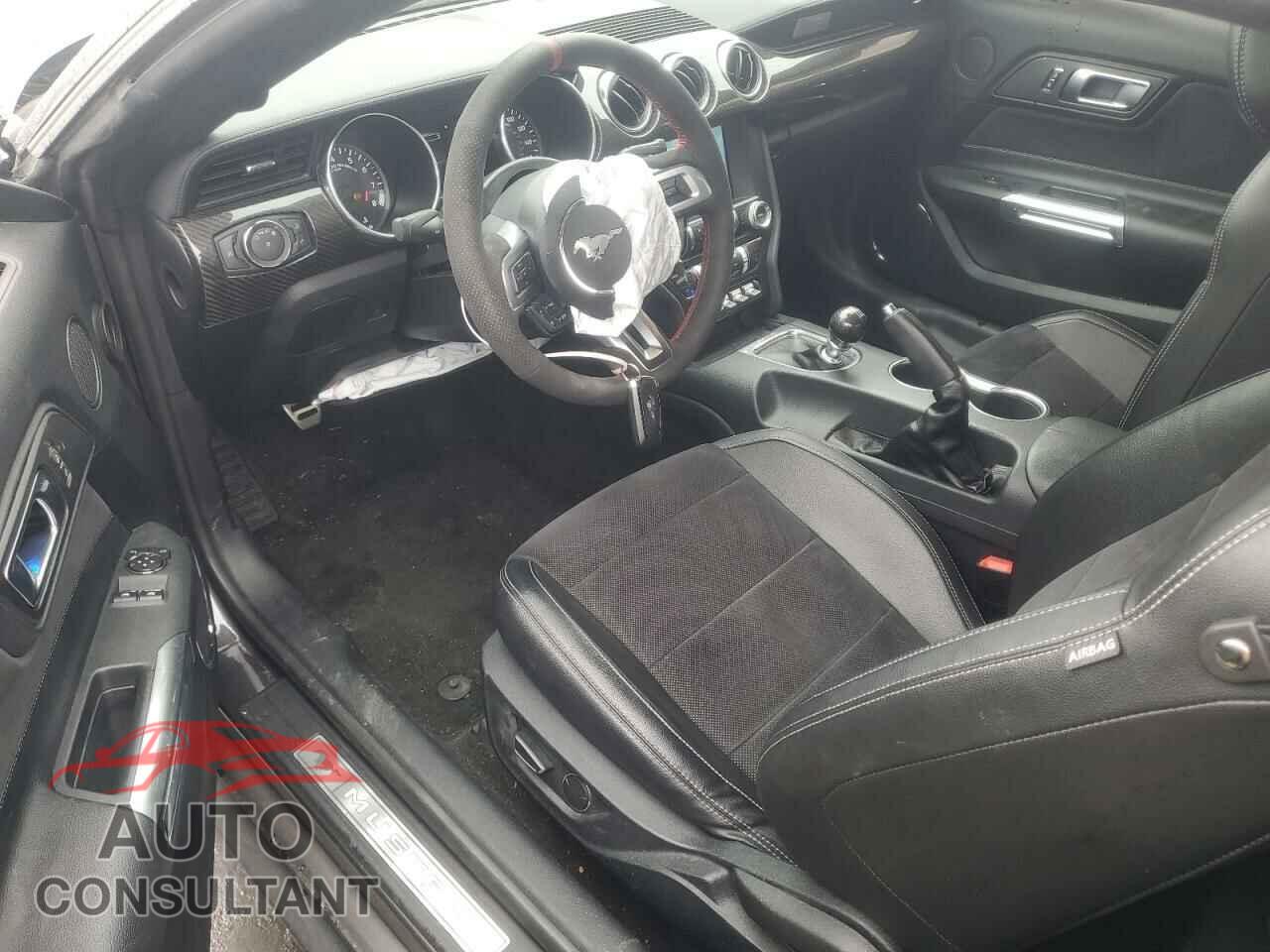 FORD MUSTANG 2018 - 1FA6P8CF0J5158725