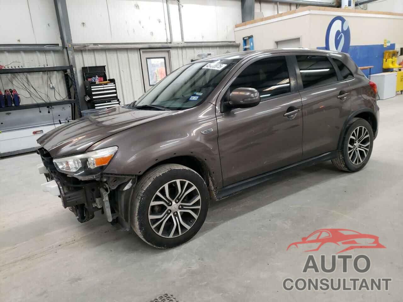 MITSUBISHI OUTLANDER 2019 - JA4AR3AU7KU005585