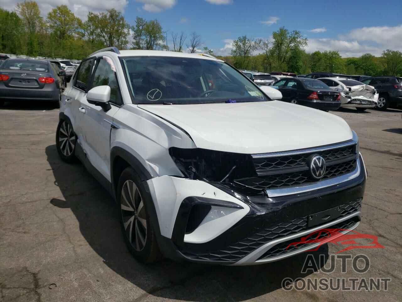 VOLKSWAGEN TAOS SE 2022 - 3VVYX7B28NM033422