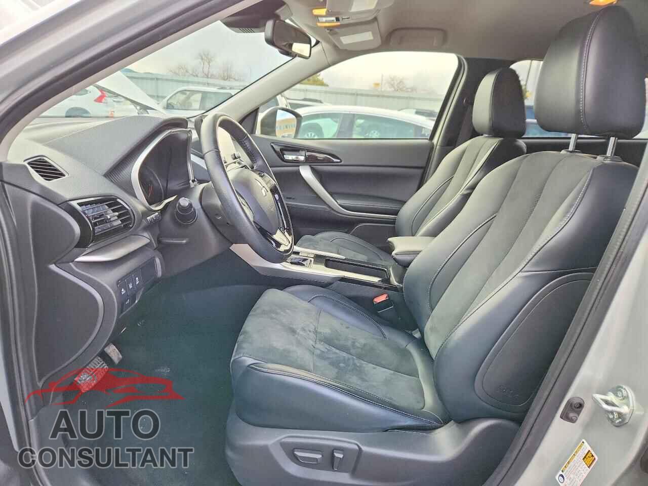 MITSUBISHI ECLIPSE 2024 - JA4ATWAA5RZ057867