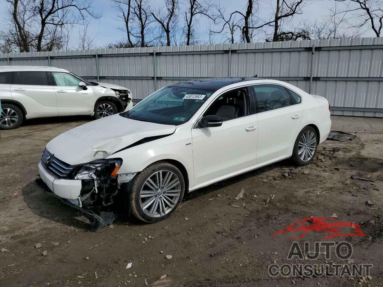 VOLKSWAGEN PASSAT 2015 - 1VWBT7A33FC097216