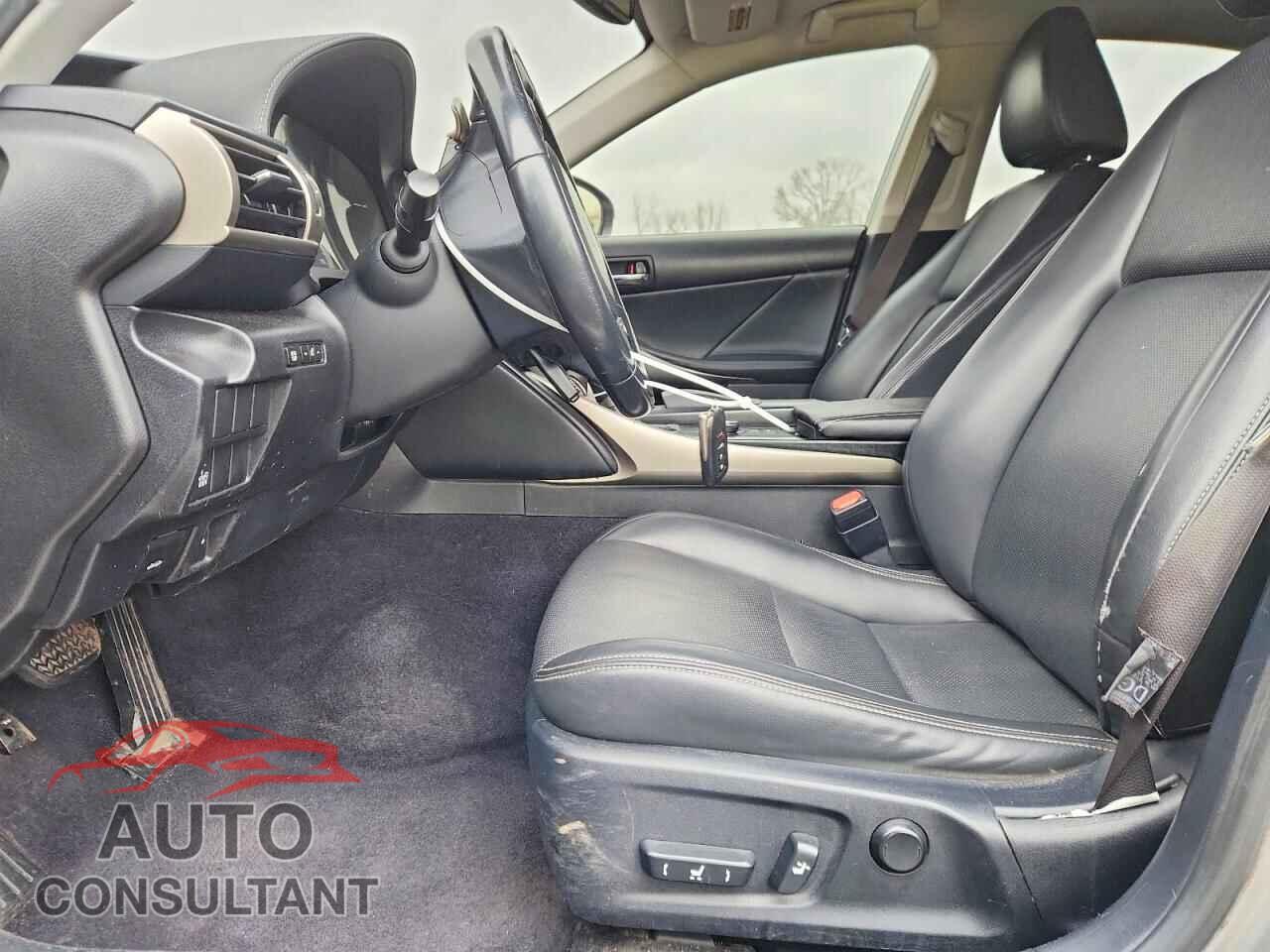 LEXUS IS 2014 - JTHCF1D29E5010399