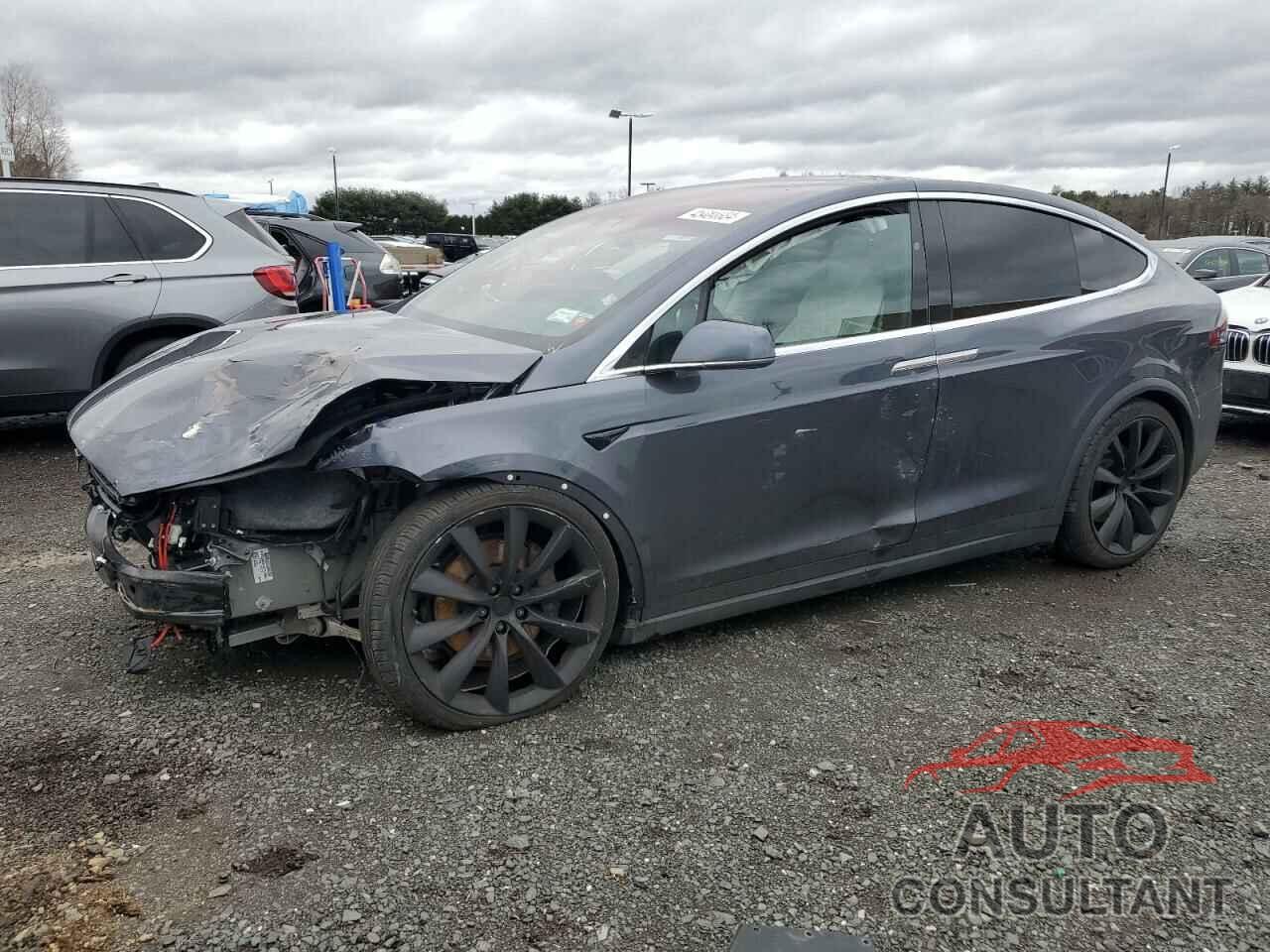 TESLA MODEL X 2017 - 5YJXCBE22HF044929