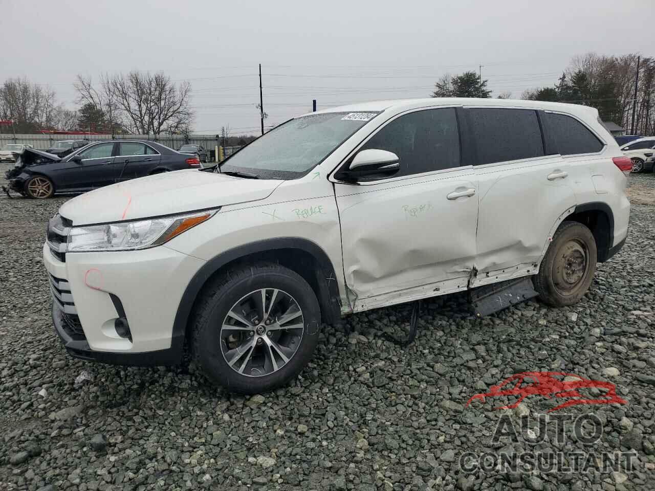 TOYOTA HIGHLANDER 2019 - 5TDZARFH3KS054026