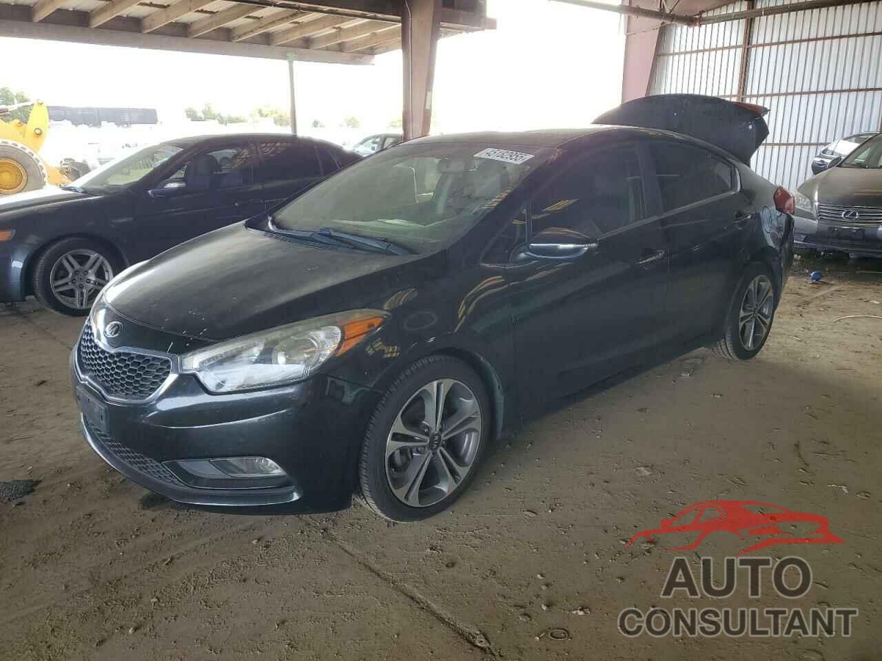 KIA FORTE 2016 - KNAFZ4A81G5575178