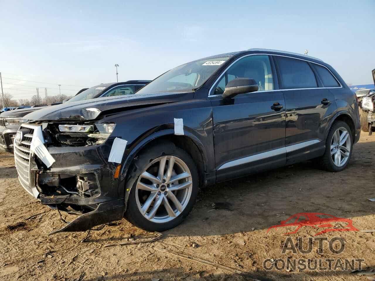 AUDI Q7 2018 - WA1VAAF74JD012783