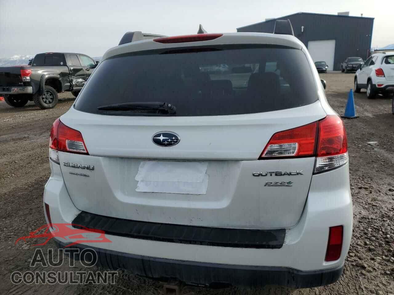 SUBARU OUTBACK 2014 - 4S4BRCCC8E3227038