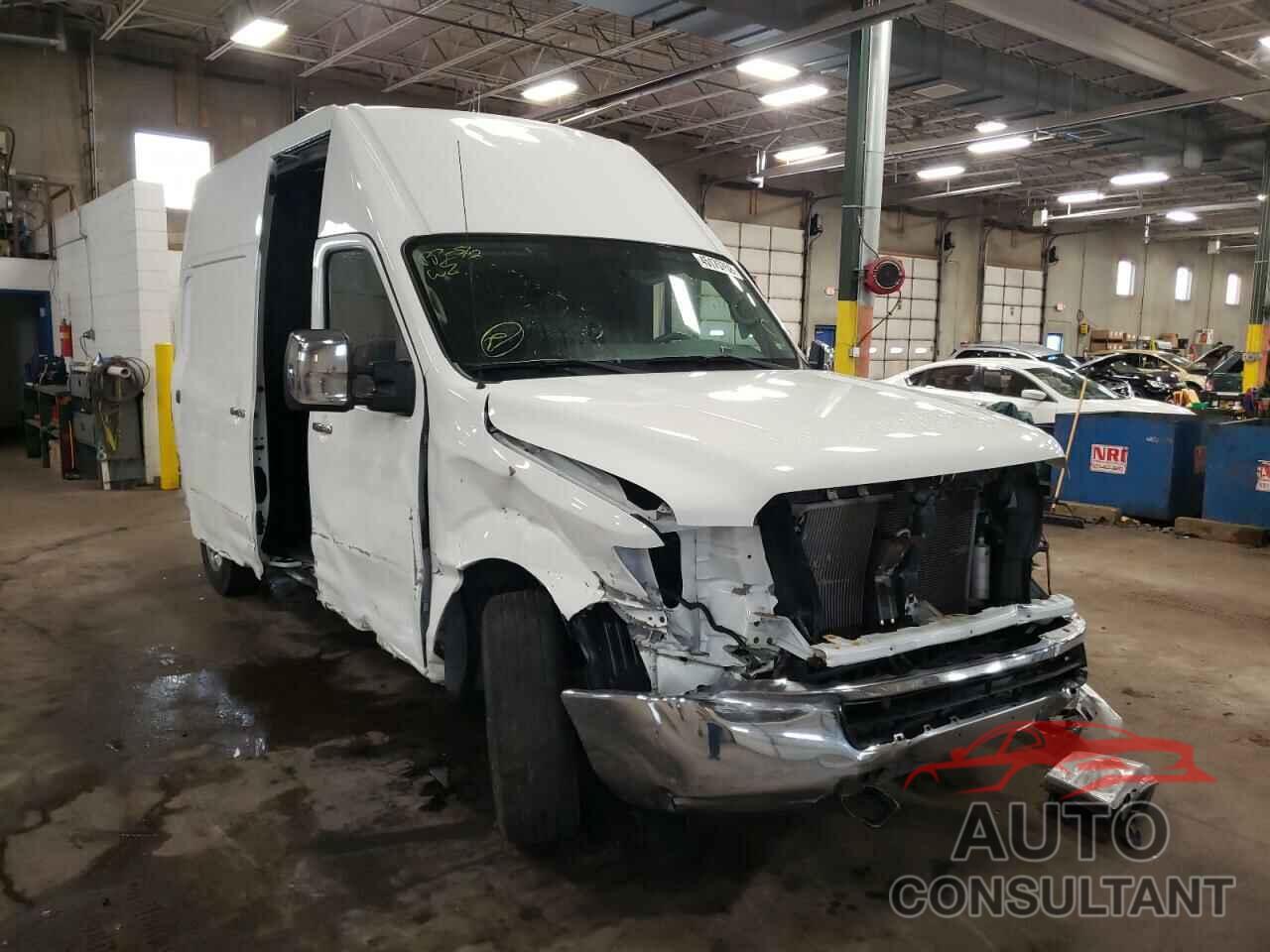 NISSAN NV 2018 - 1N6AF0LY6JN808696