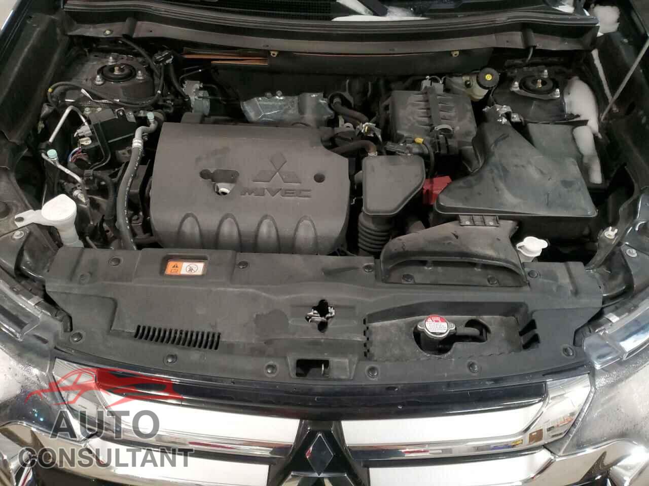 MITSUBISHI OUTLANDER 2016 - JA4AD2A32GZ028024