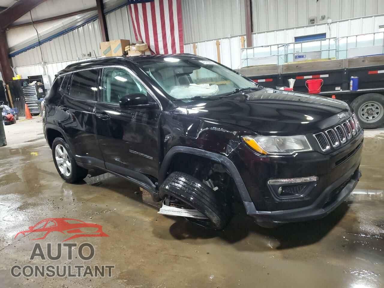 JEEP COMPASS 2018 - 3C4NJDBB3JT435401