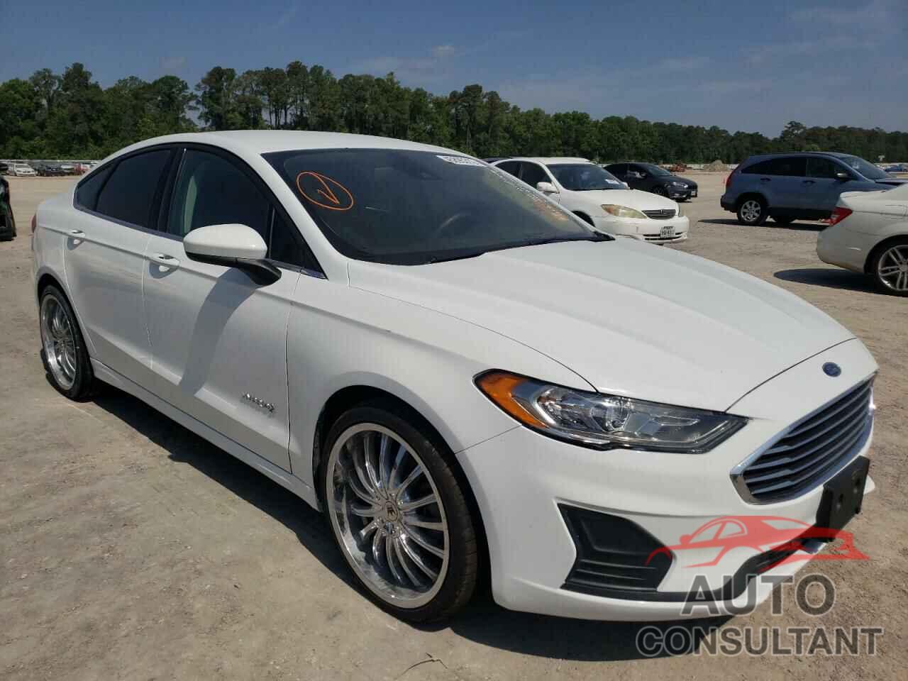 FORD FUSION 2019 - 3FA6P0LU1KR120564