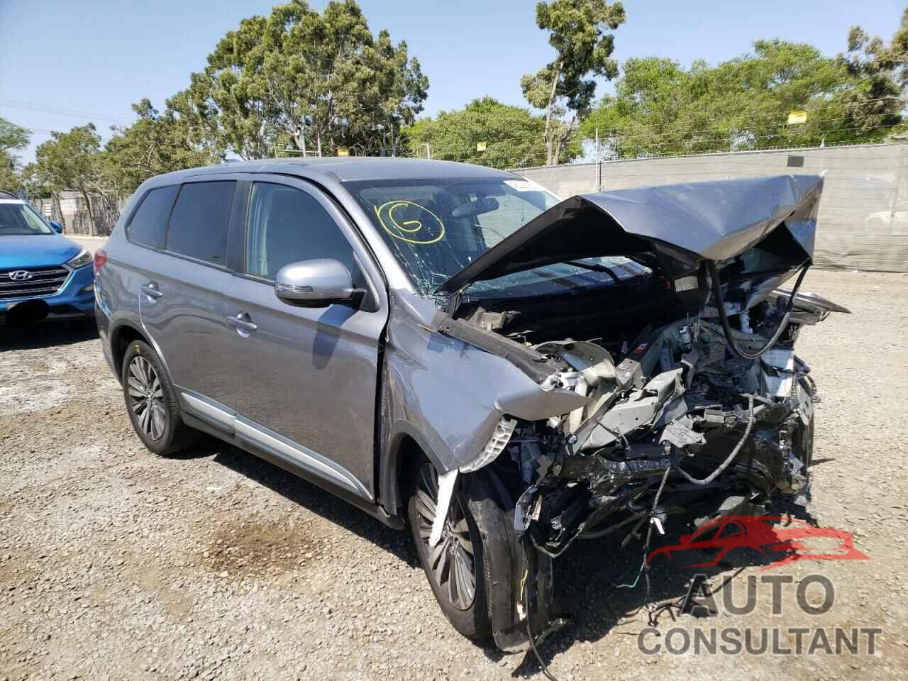 MITSUBISHI OUTLANDER 2019 - JA4AD3A37KZ042385