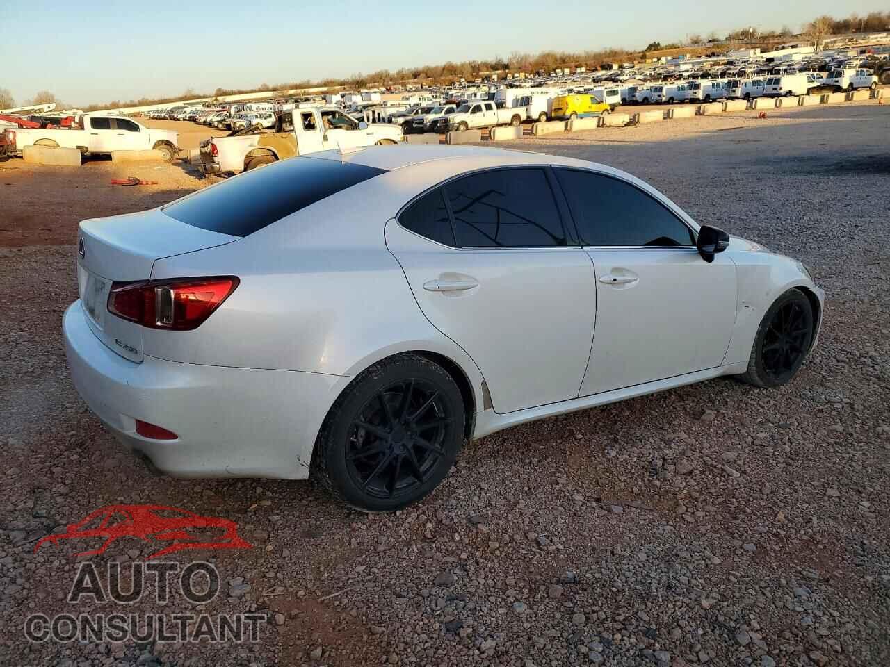LEXUS IS 2012 - JTHBF5C28C5160800