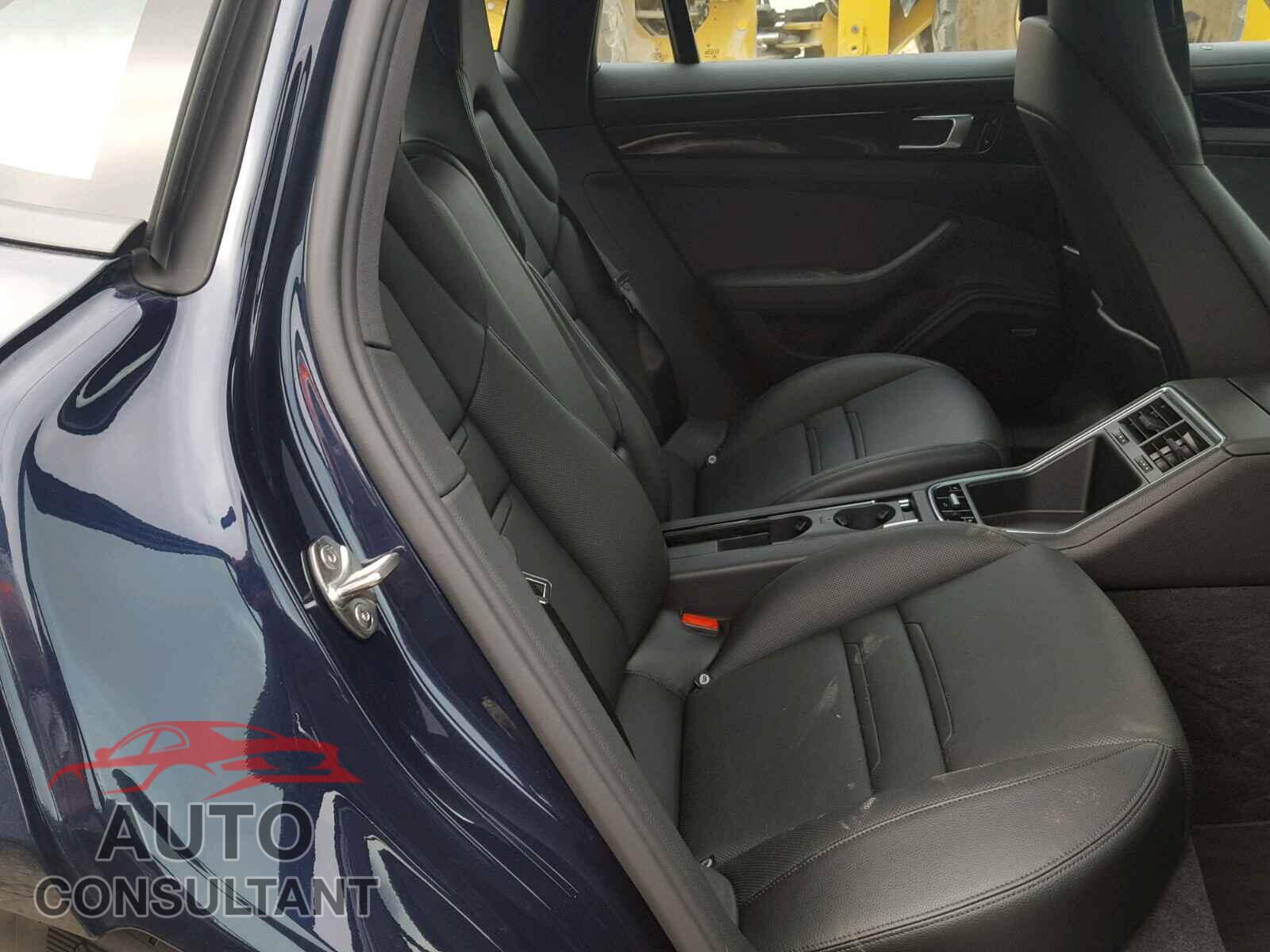 PORSCHE PANAMERA 2017 - WP0AA2A71HL100482