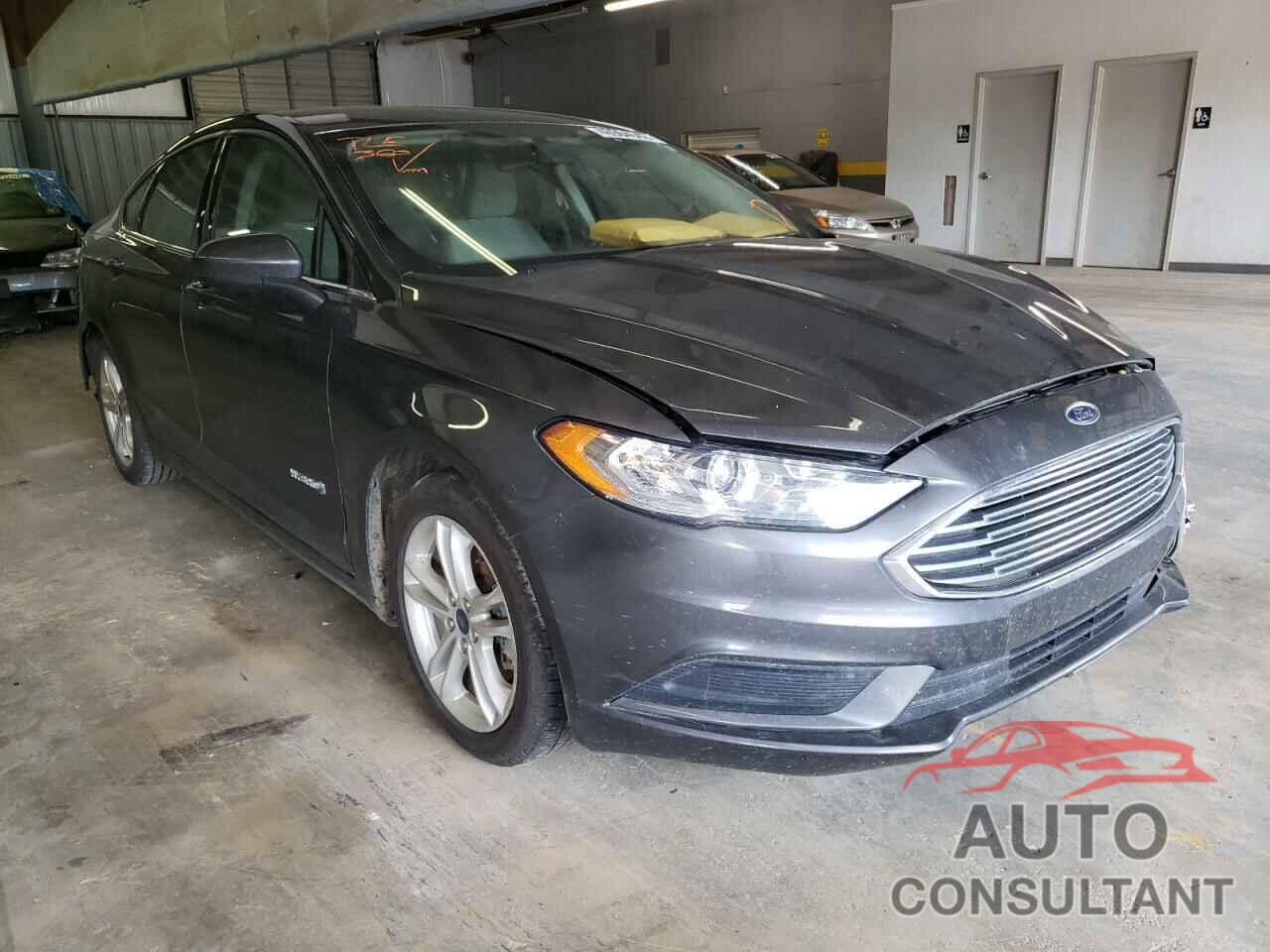FORD FUSION 2018 - 3FA6P0LU0JR172833