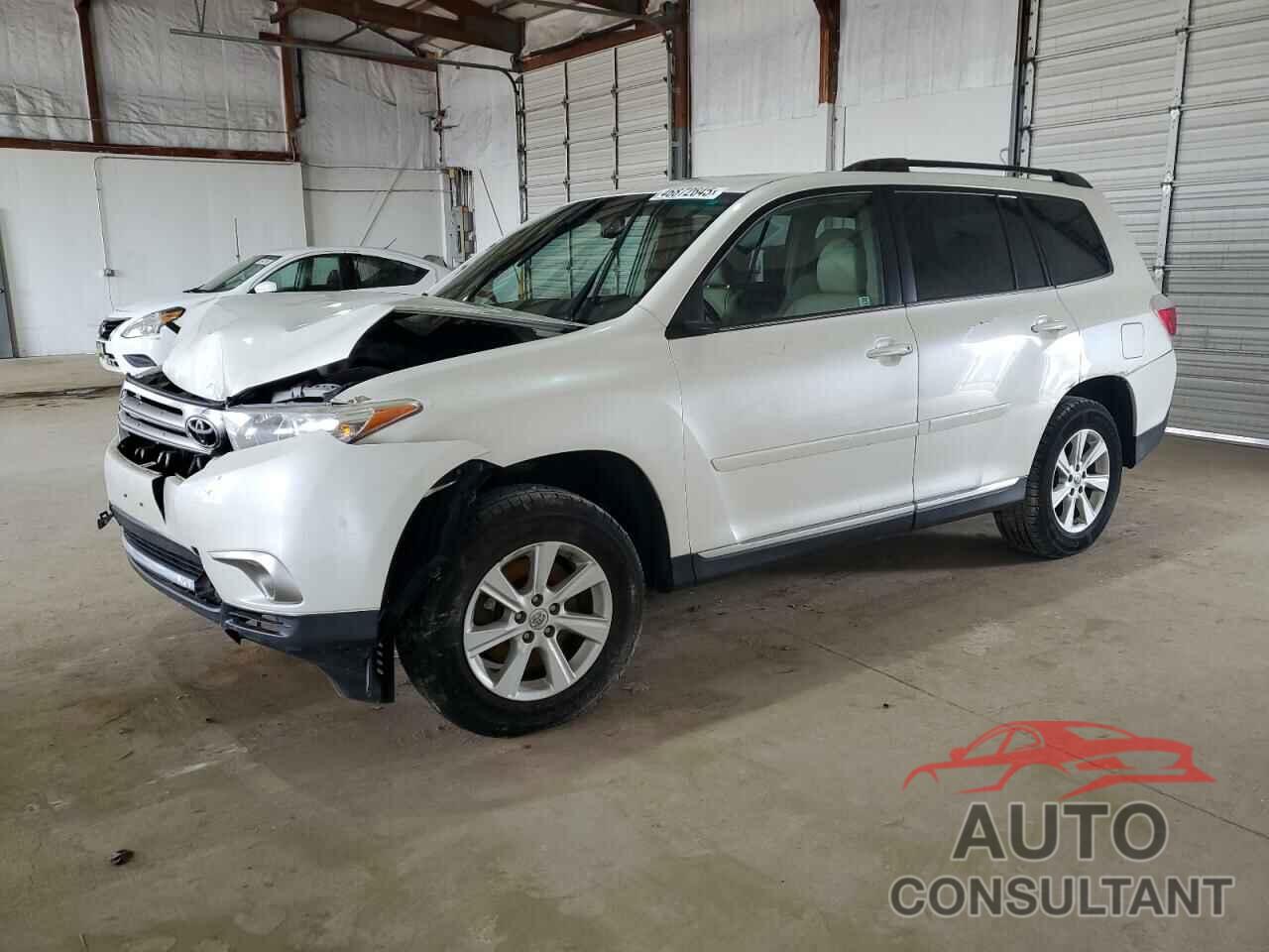 TOYOTA HIGHLANDER 2013 - 5TDBK3EH7DS264435