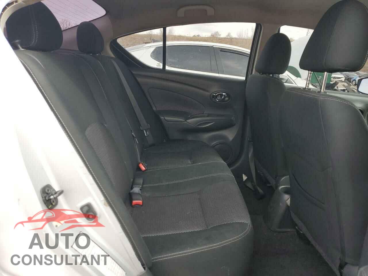 NISSAN VERSA 2017 - 3N1CN7AP3HL860091