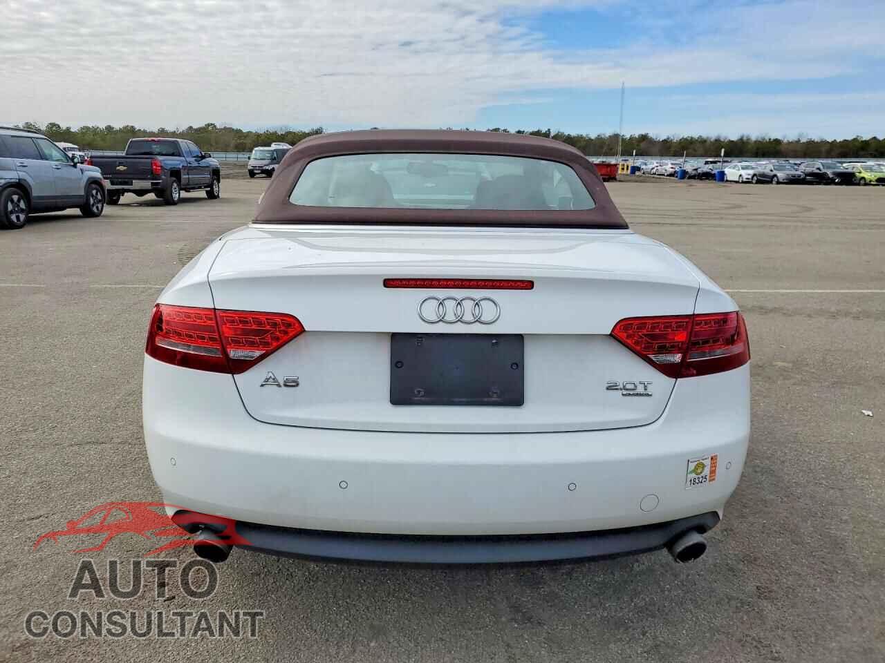AUDI A5 2012 - WAULFAFH3CN004014