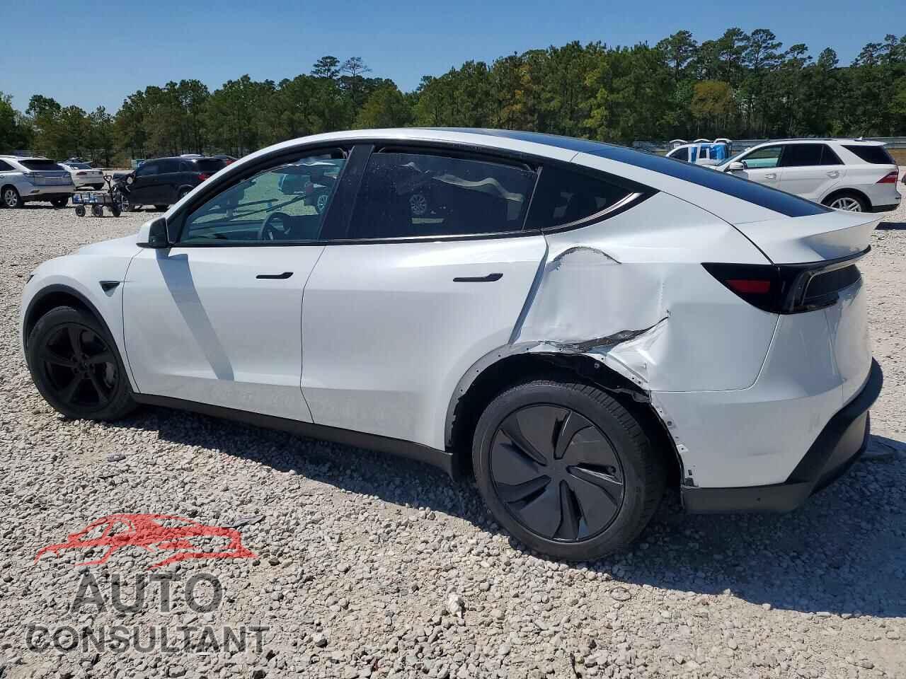 TESLA MODEL Y 2026 - 7SAYGDEE4TA449584