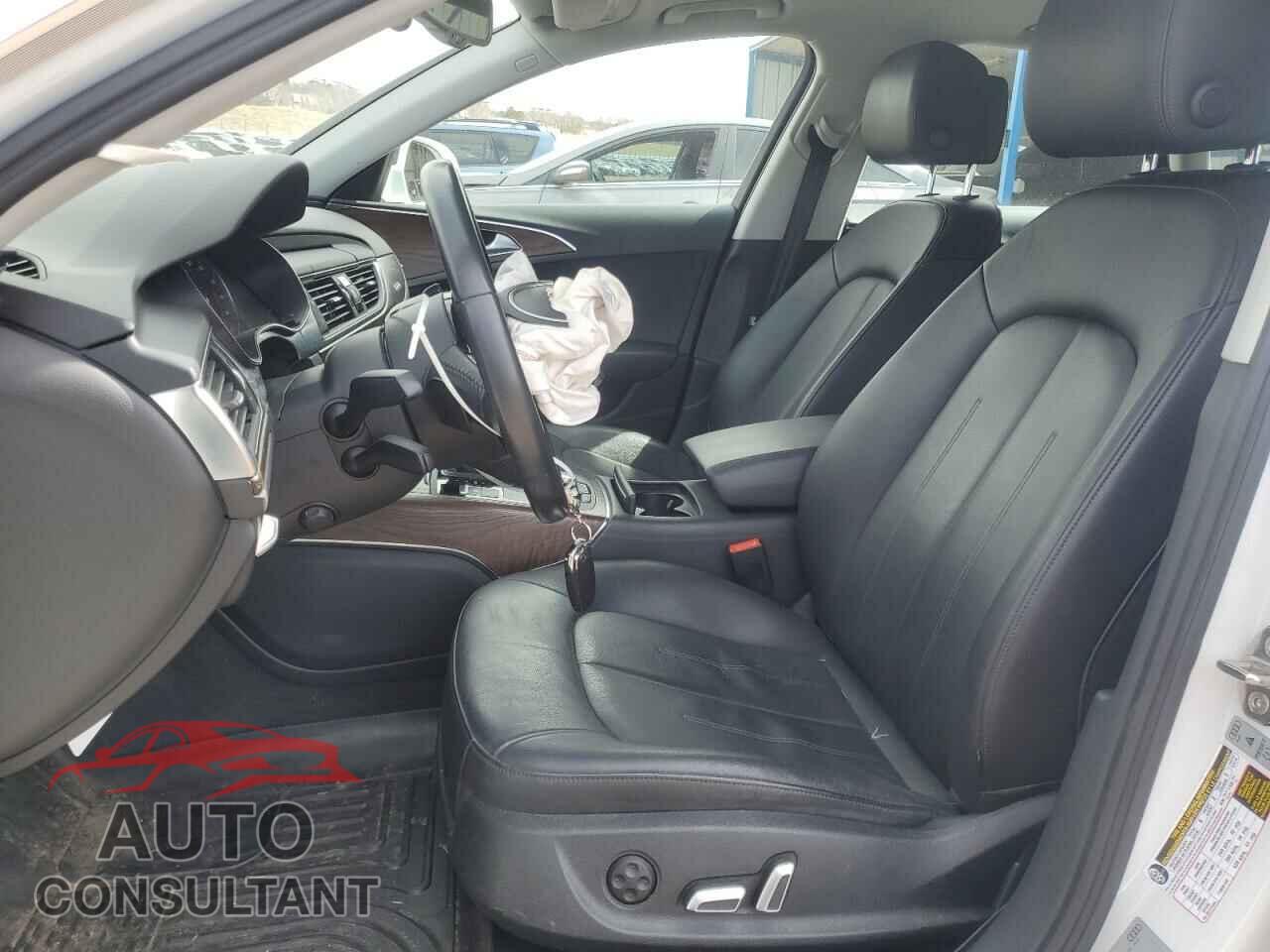 AUDI A6 2016 - WAUGFAFC3GN013307