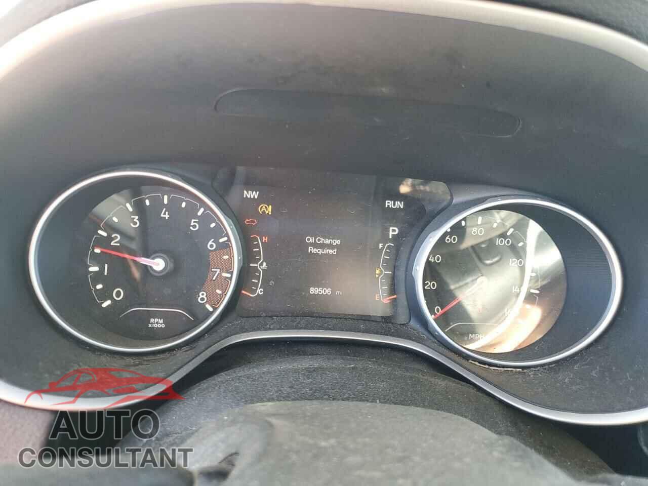 JEEP COMPASS 2018 - 3C4NJDCB2JT281133