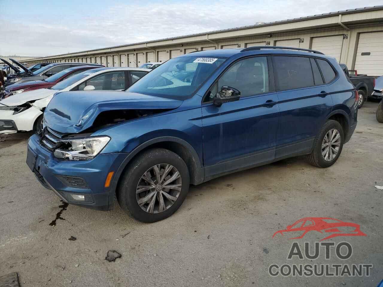VOLKSWAGEN TIGUAN 2018 - 3VV1B7AX4JM013112