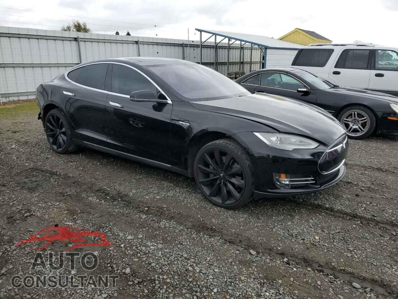 TESLA MODEL S 2013 - 5YJSA1DP7DFP18056
