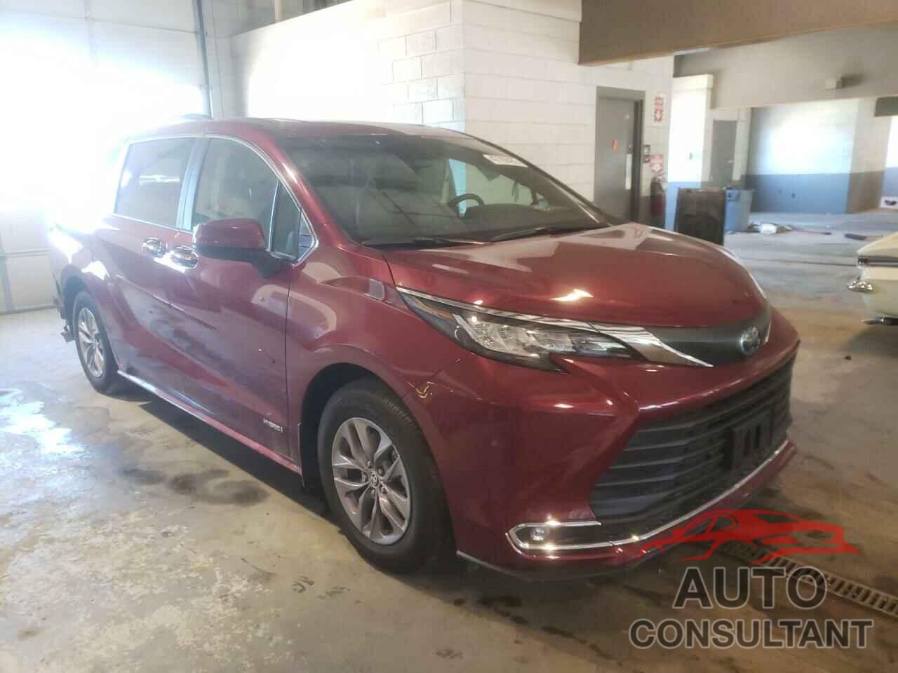 TOYOTA SIENNA 2021 - 5TDJSKFC0MS005326