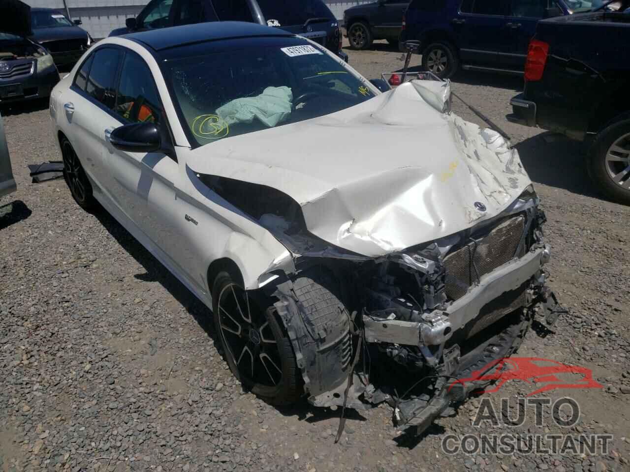 MERCEDES-BENZ C-CLASS 2018 - 55SWF6EB7JU251332