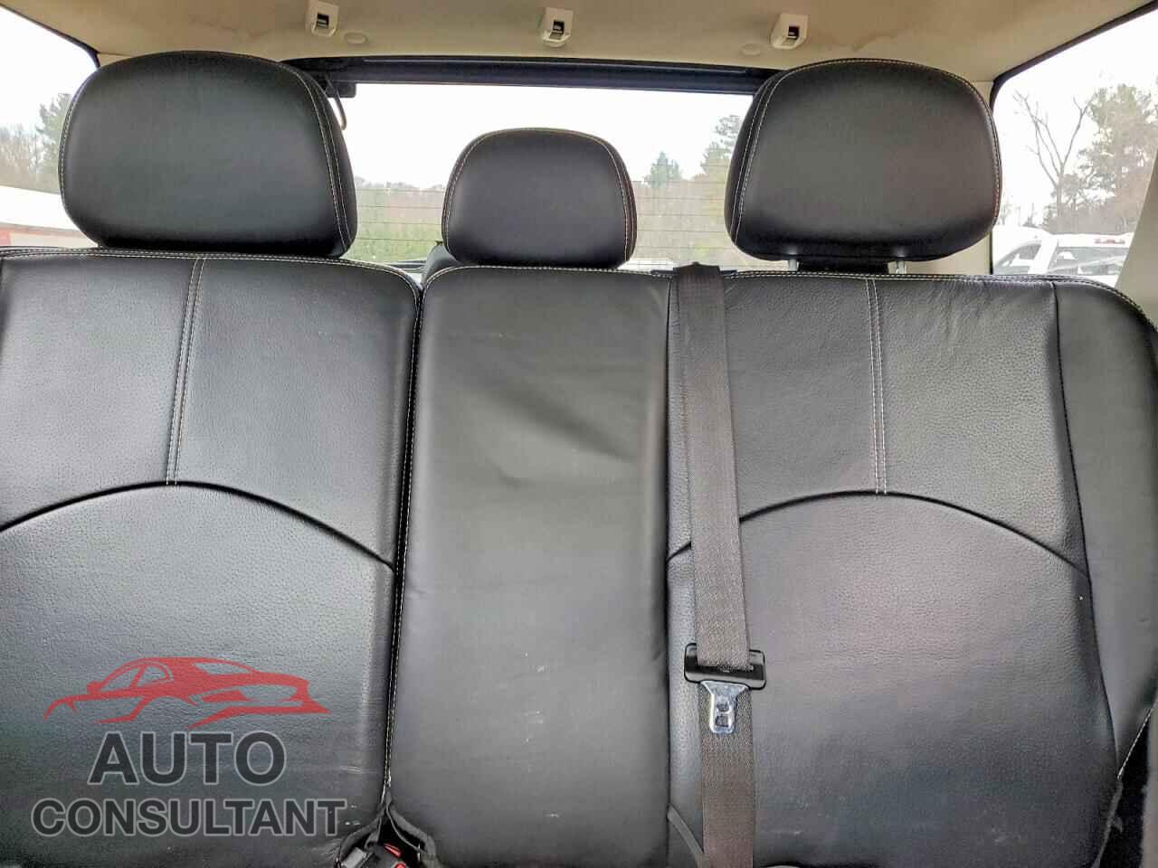 MAZDA TRIBUTE 2011 - 4F2CY9C70BKM04801