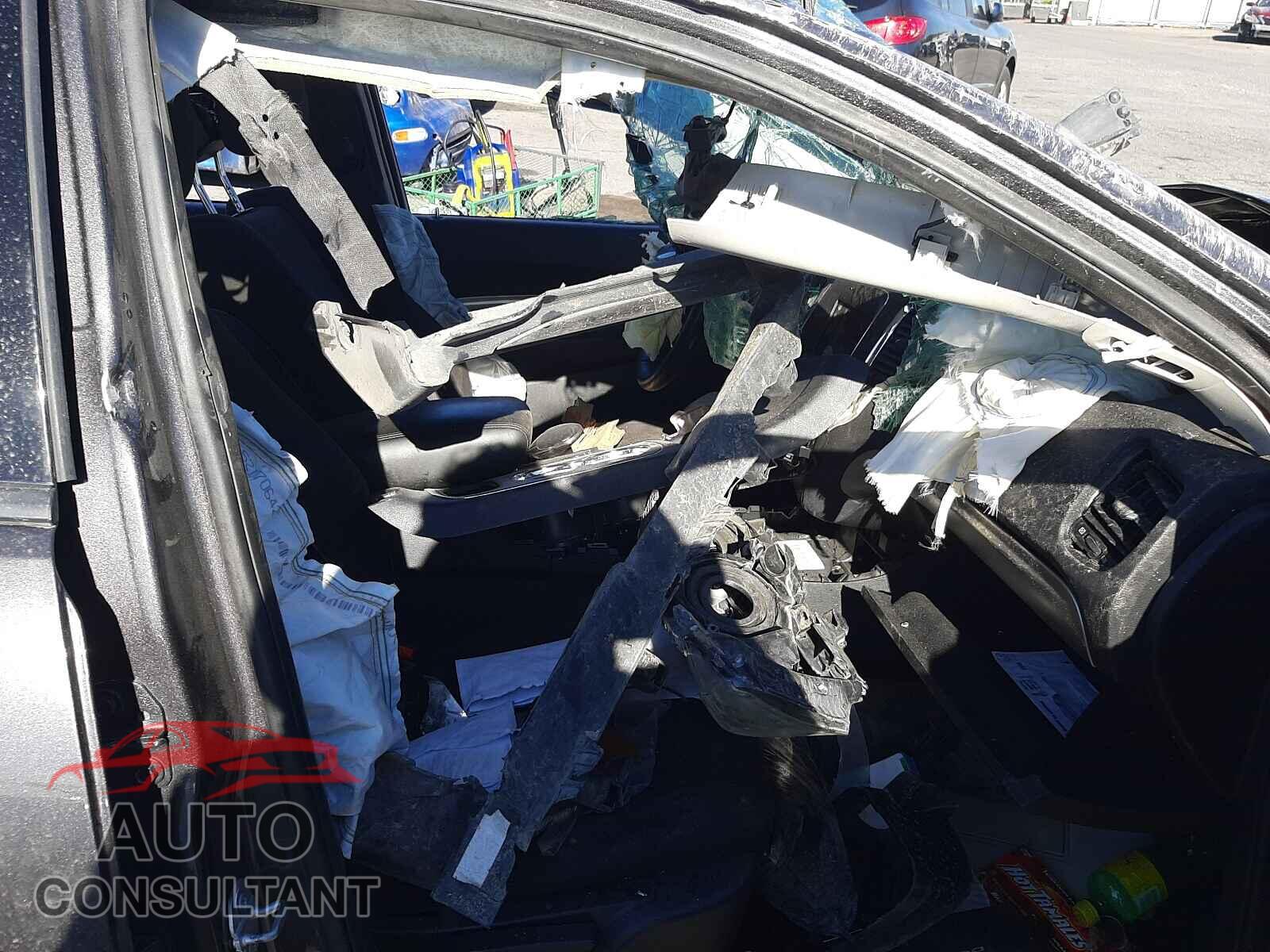 DODGE DURANGO 2018 - 1C4RDHAG4JC132877