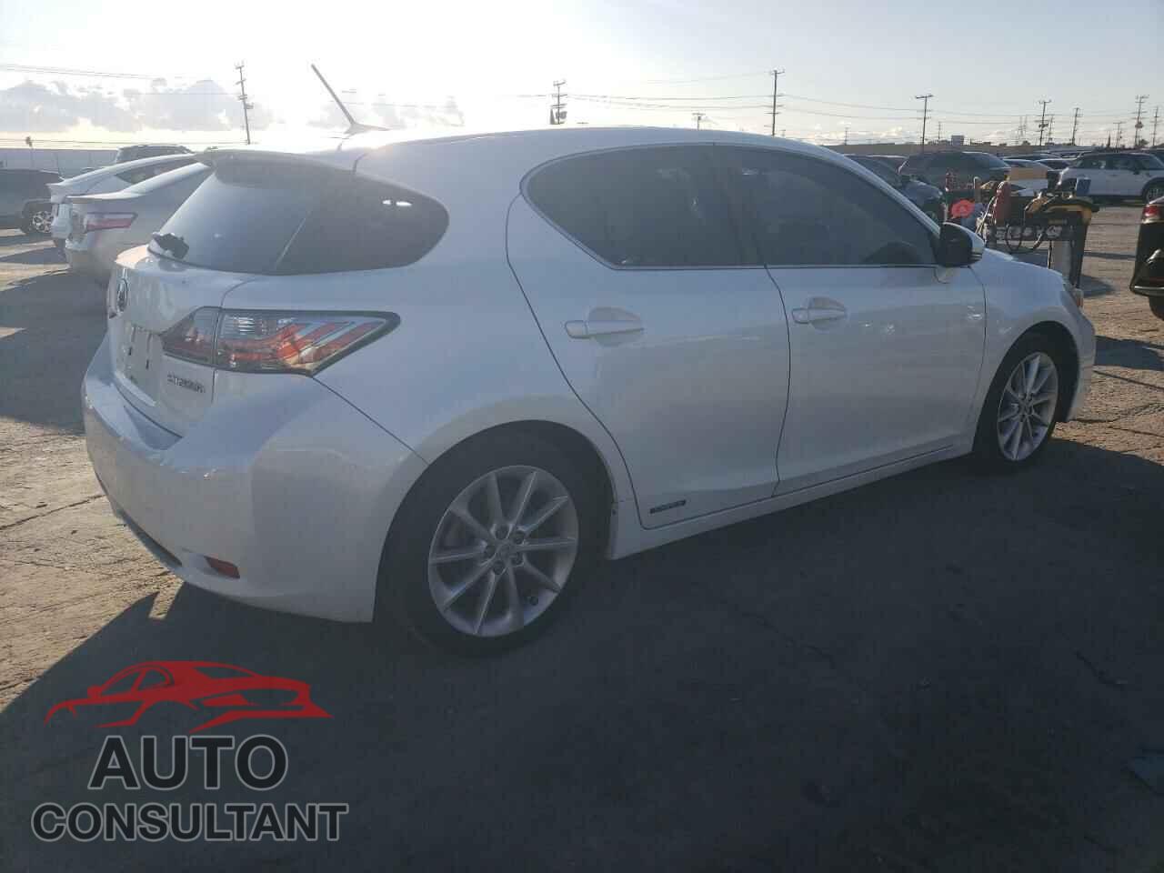 LEXUS CT 200 2013 - JTHKD5BH8D2156387