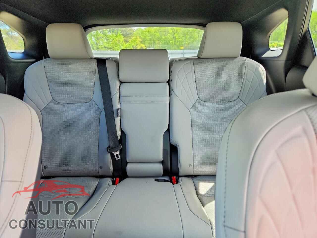 LEXUS UNKNOWN 2025 - 2T2BBMCA6SC082108