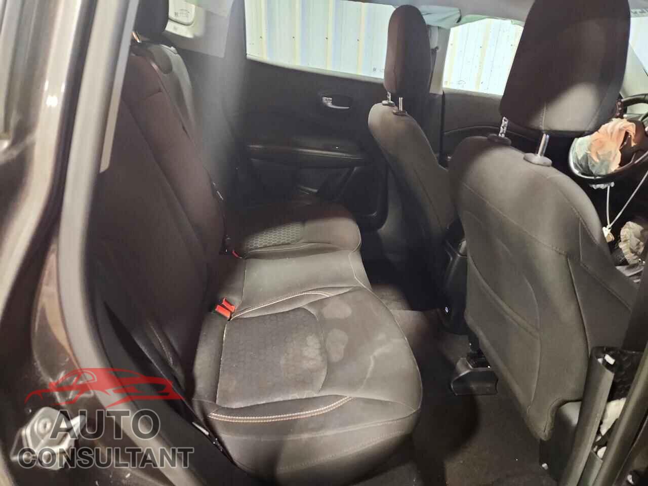 JEEP COMPASS 2017 - 3C4NJDAB3HT642429