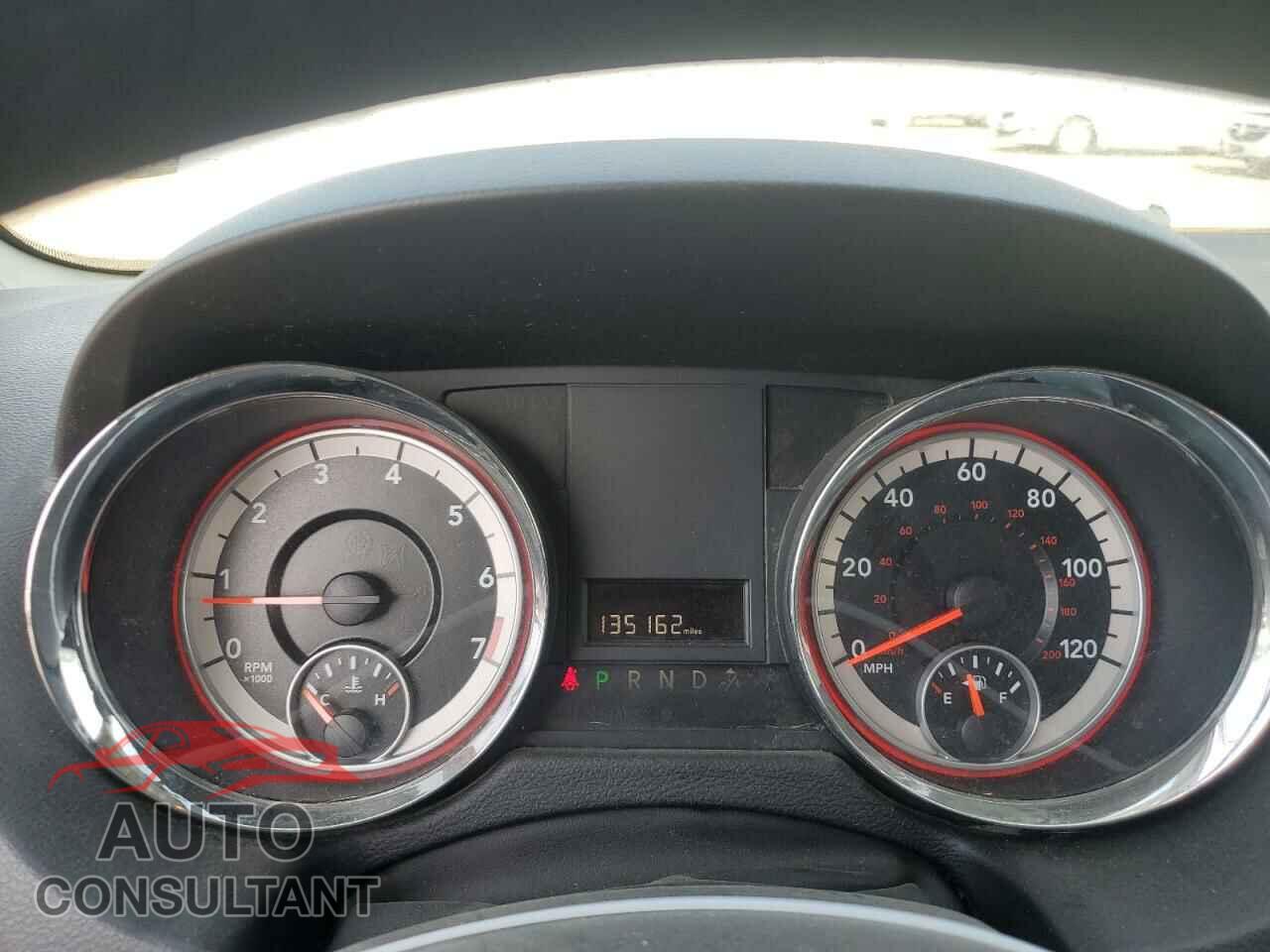 DODGE CARAVAN 2013 - 2C4RDGBG8DR644520
