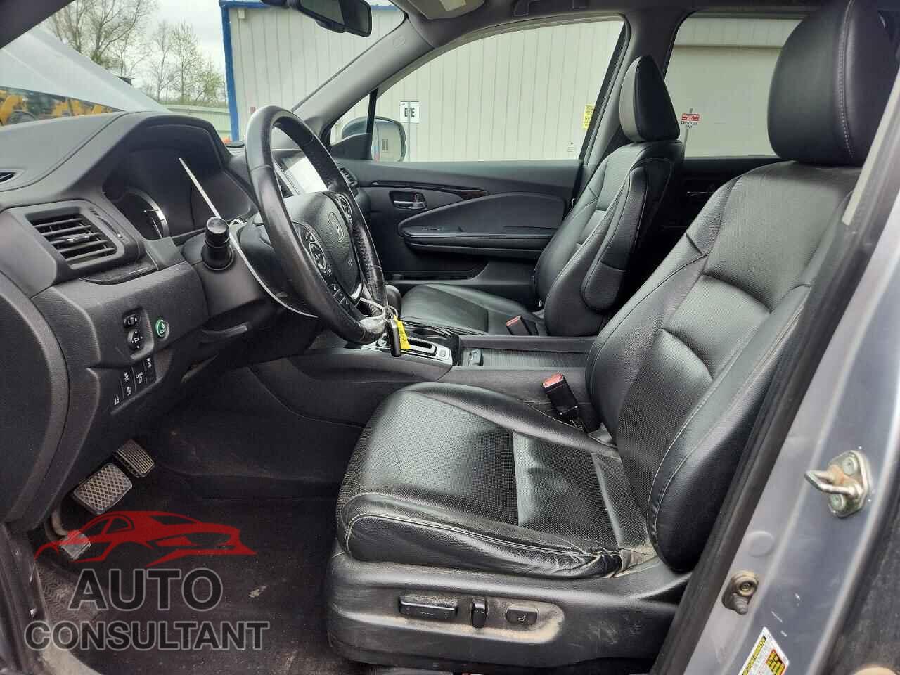 HONDA RIDGELINE 2017 - 5FPYK3F76HB023774