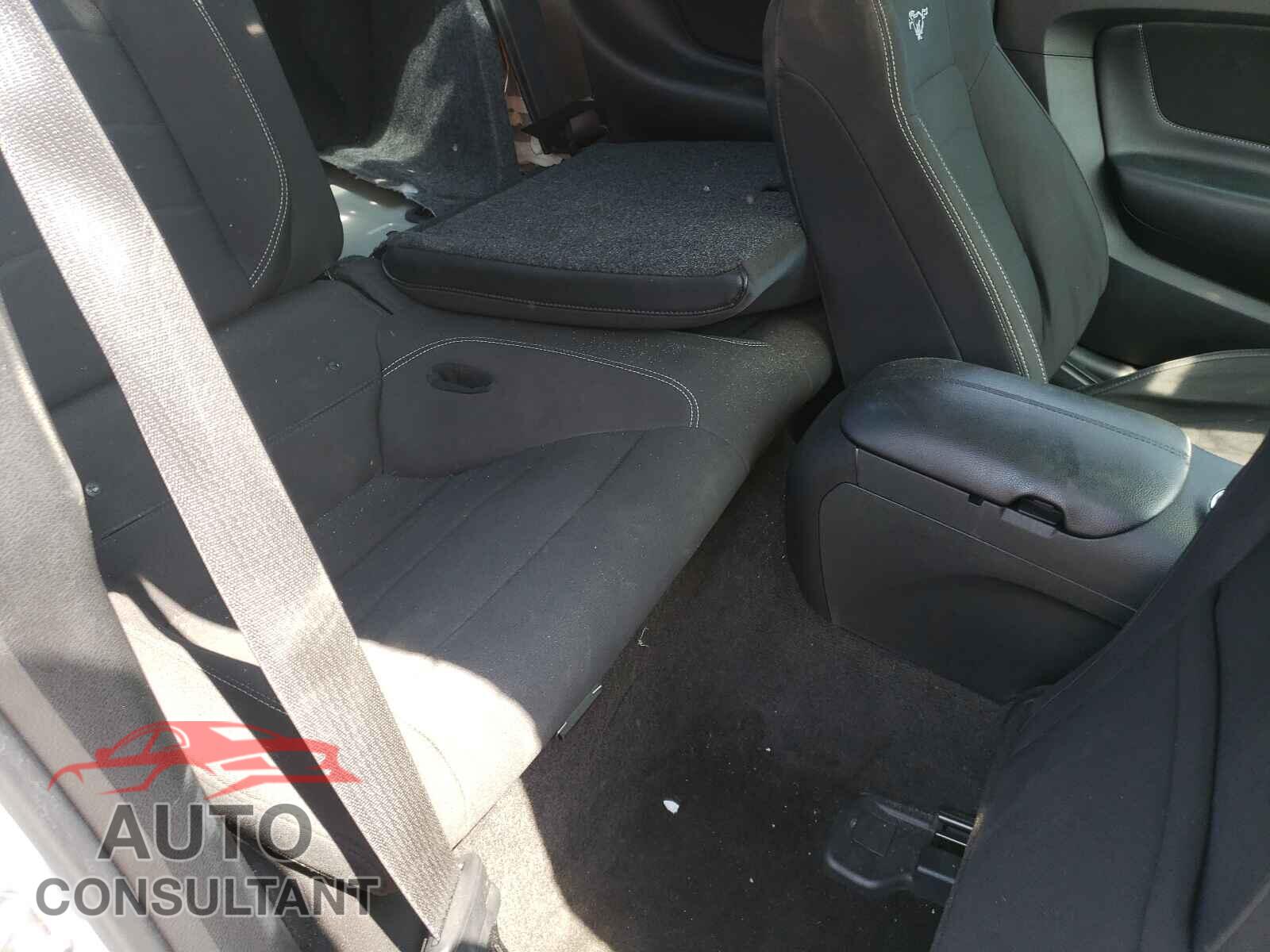 FORD MUSTANG 2017 - 1FA6P8CF8H5263359