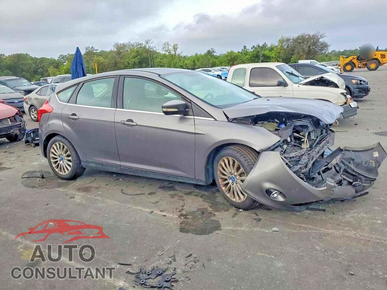 FORD FOCUS 2012 - 1FAHP3N26CL182337