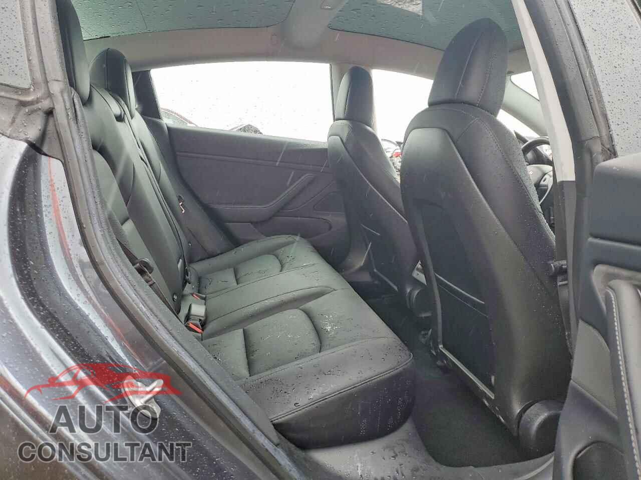 TESLA MODEL 3 2018 - 5YJ3E1EA3JF046611