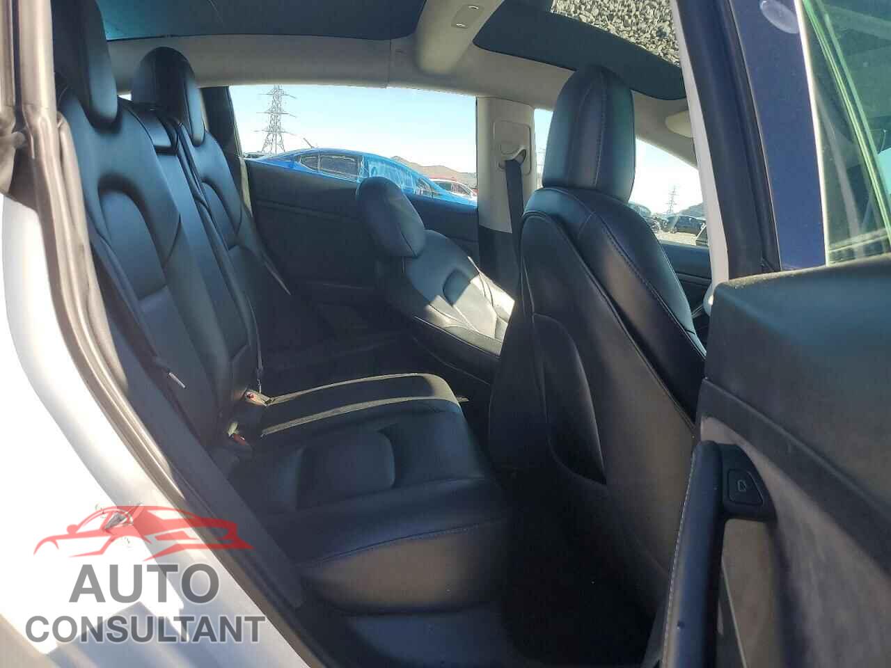TESLA MODEL 3 2021 - 5YJ3E1EA0MF922183